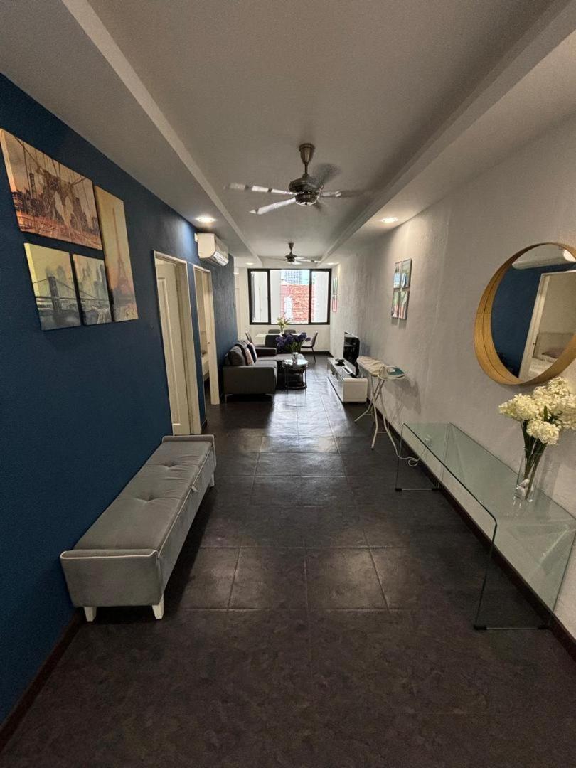 In The Heart Of Georgetown, 2-7 Pax Family George Town