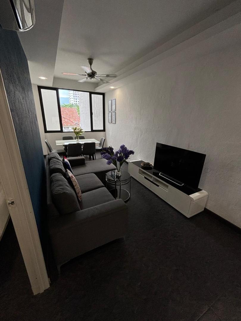 Holiday home In The Heart Of Georgetown, 2-7 Pax Family George Town